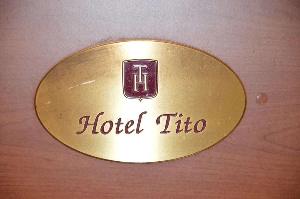Hotel Da Tito Местре Екстериор снимка